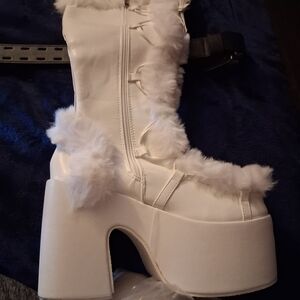 White Platform Fur Boots